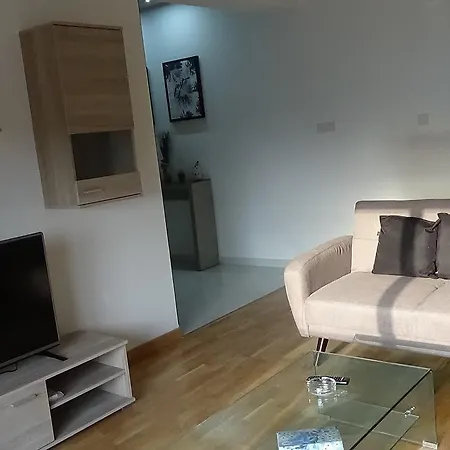 Hermes Apartmán *